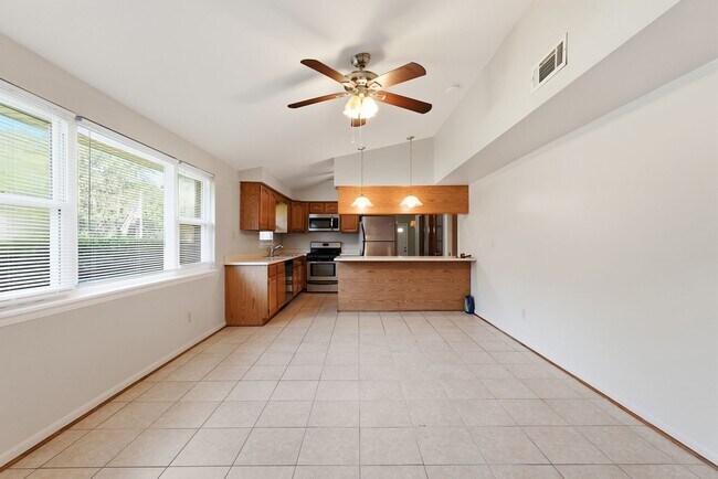 Foto del edificio - 520 Windsor Rd