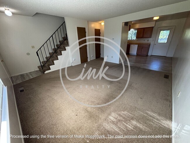 Foto del edificio - Townhouse in Gardnerville For Rent