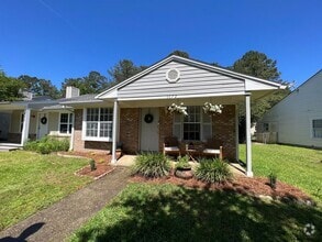 Building Photo - 1872 Gina Dr