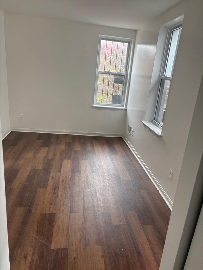 Foto del edificio - 545 Mosher St