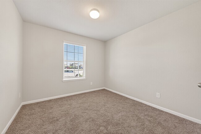 Foto del edificio - 7558 Highland Chase Dr