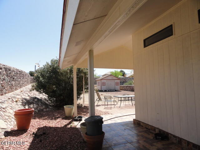 Building Photo - 1124 Desierto Seco Dr