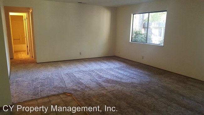 Building Photo - 1 Fair Oaks Cir