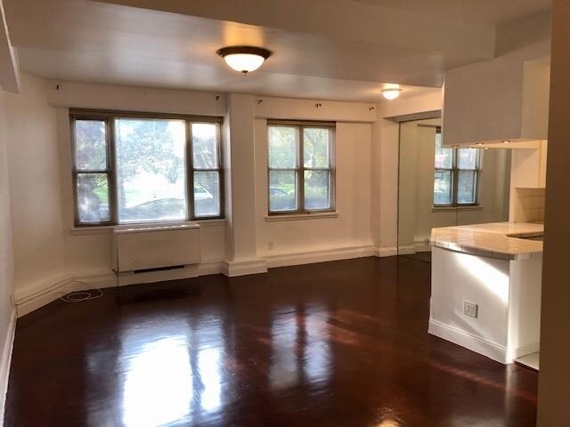 Foto del edificio - 8800 Boulevard E
