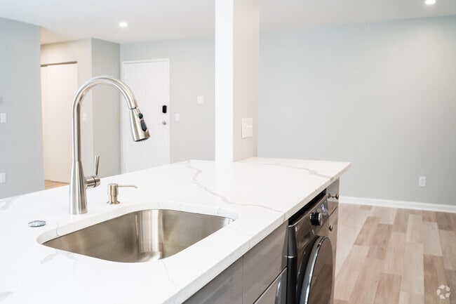 1 Bedroom Kitchen - New Country Club Estates