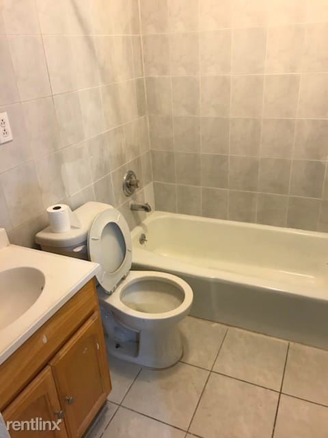 Primary Photo - 3 br, 1 bath Apartment - 375 57th St