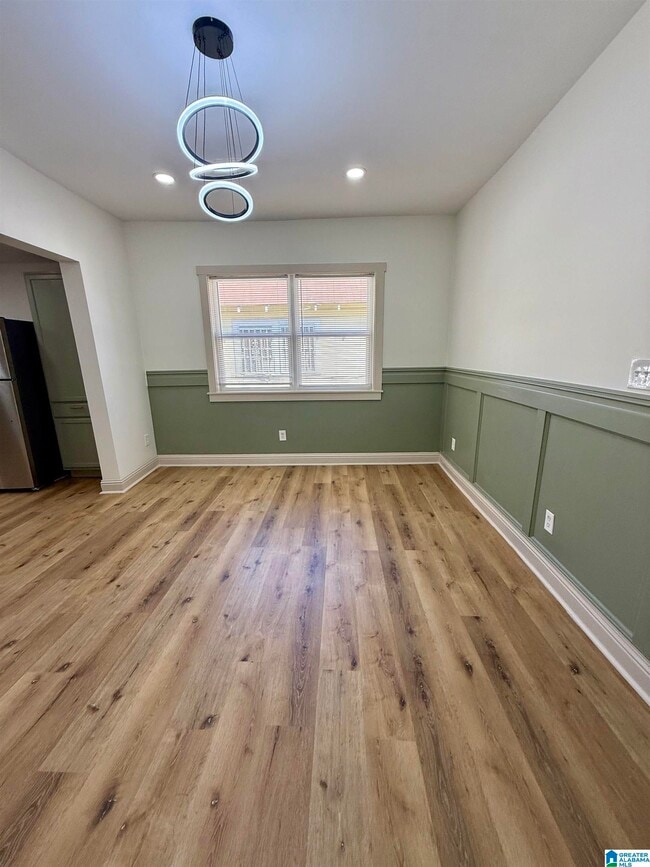 Foto del edificio - 212 Bankhead Hwy W