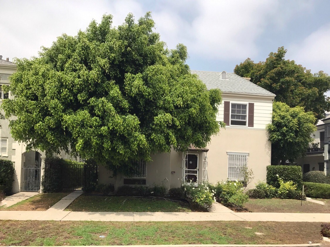 Primary Photo - 107 N Harper Ave