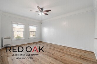 Building Photo - 454 S Catalina St