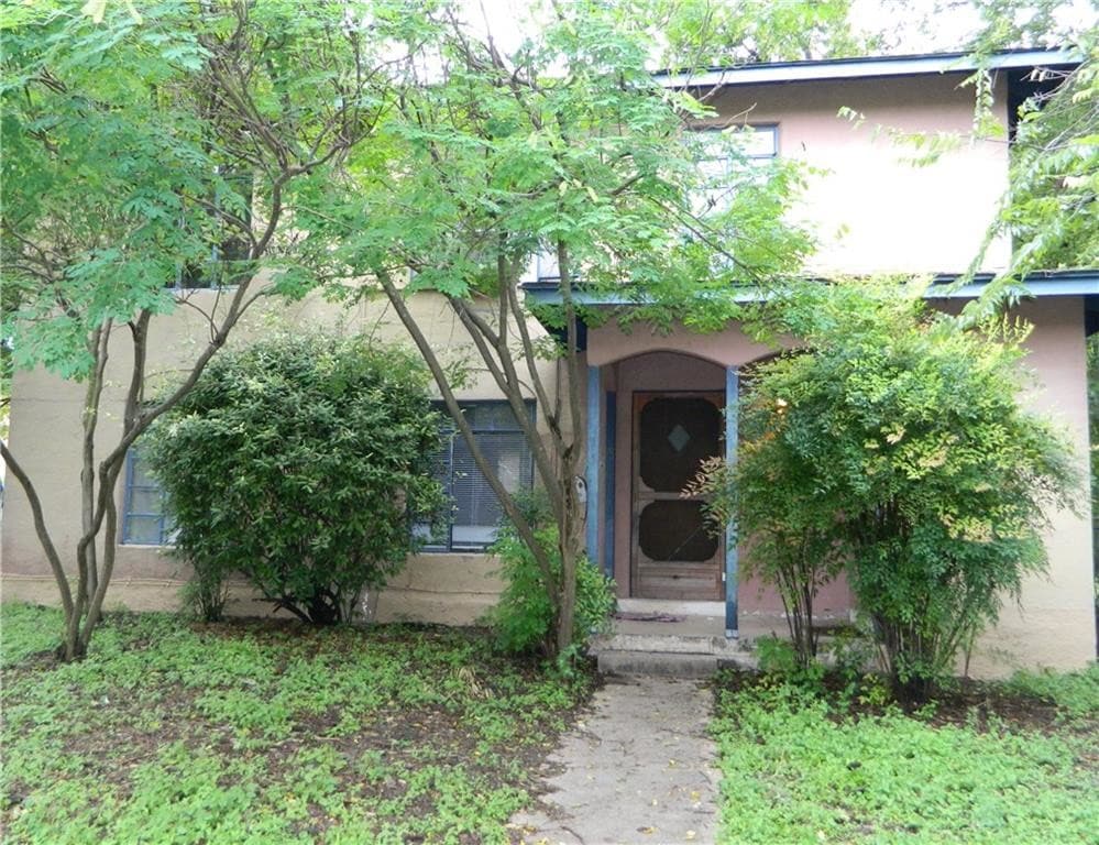 Primary Photo - 4008 Maplewood Ave