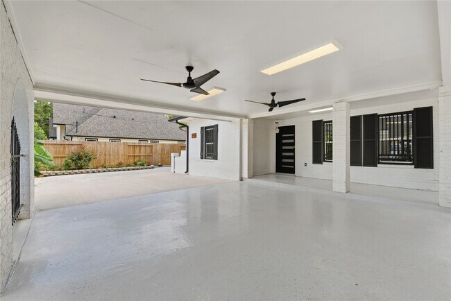 Foto del edificio - 9403 Spaulding St