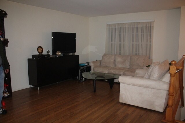 Foto principal - 24620 George Washington Dr