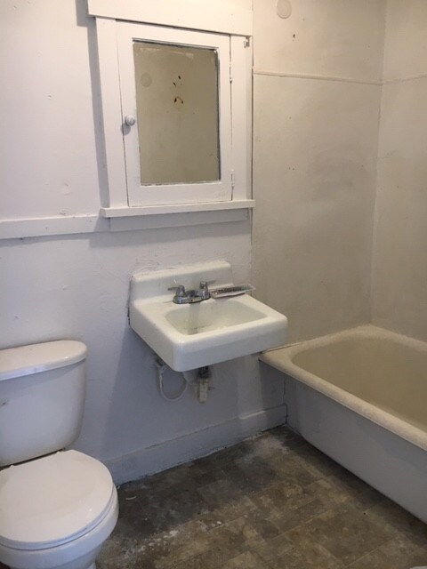 Foto del edificio - 376 N Elm St