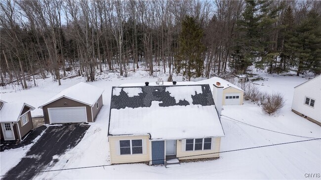 Foto del edificio - 115 Tarlton Rd