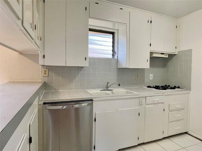 Foto del edificio - 3420 Mt Vernon St