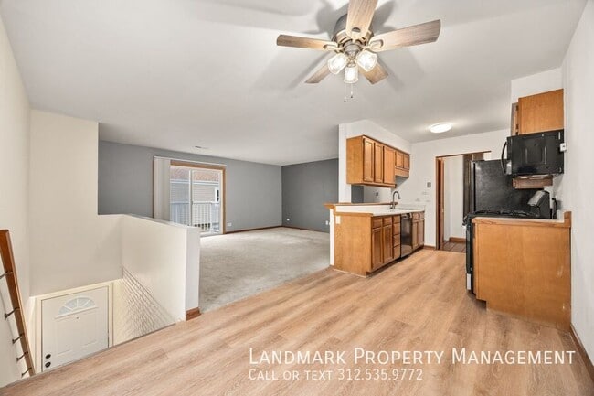 Building Photo - 7959 163rd Ct