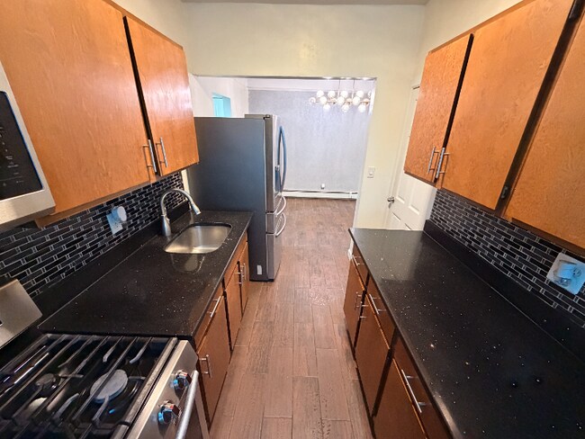 Foto del edificio - 3361 Fenton Ave