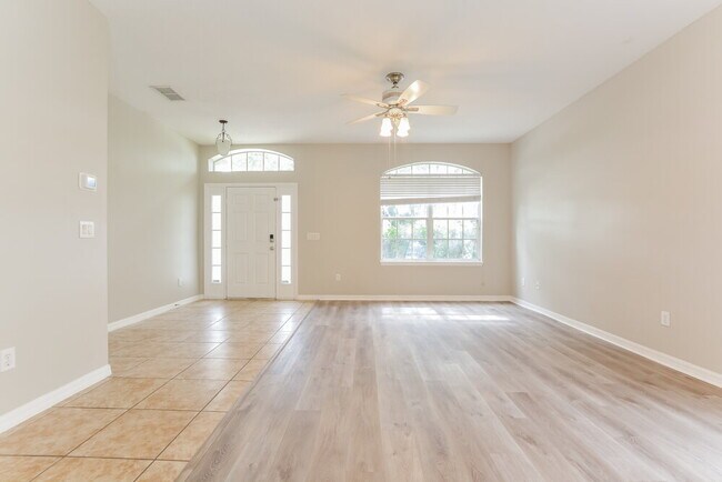 Foto del edificio - 416 Marathon Ln