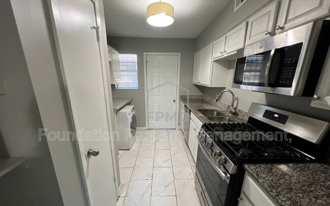 Foto del edificio - 267 Greenlaw Ave
