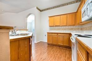 Building Photo - 5909 White Pine Dr