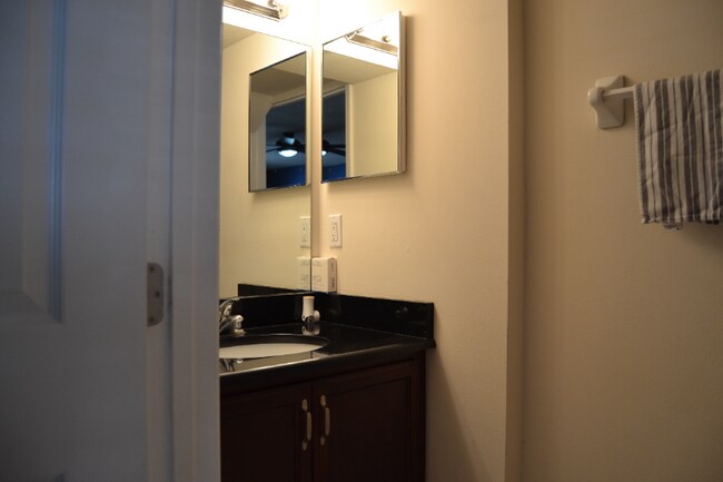 Foto del edificio - 4687 SW 48th Dr
