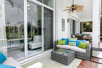 Building Photo - 8270 Spyglass Dr