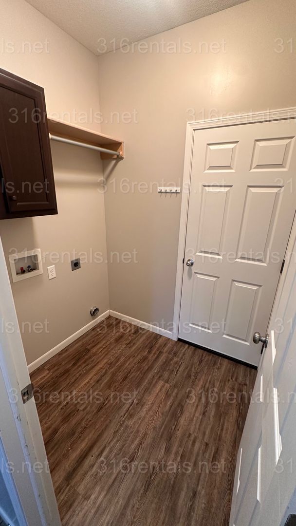 Foto del edificio - 449 S Longbranch Dr