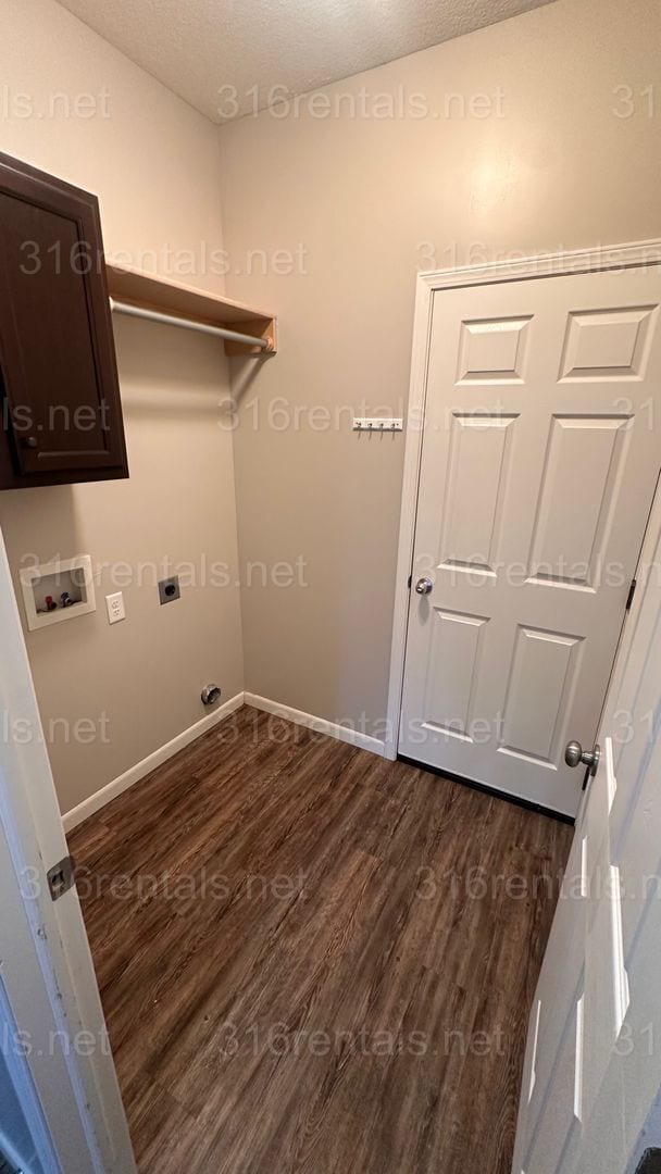 Building Photo - 449 S Longbranch Dr