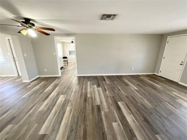 Foto del edificio - 1541 Alert St