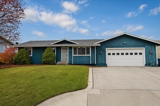 Building Photo - 6903 N Cincinnati St