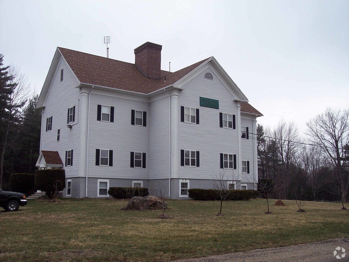 Woodcock School Bldg. Apartments in Winchendon, MA