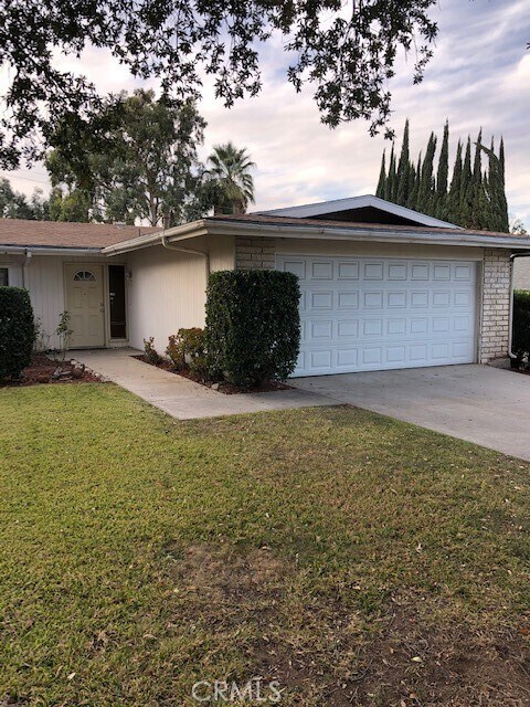 Foto del edificio - 11594 Poplar St