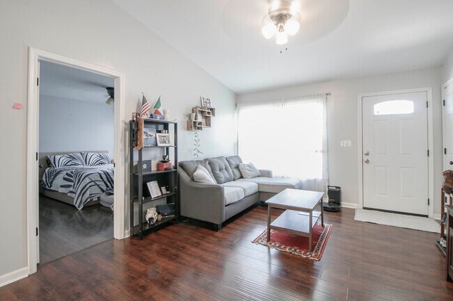 Foto del edificio - 260 Windmeade Cir