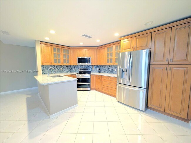 Foto del edificio - 10330 NW 12th Pl