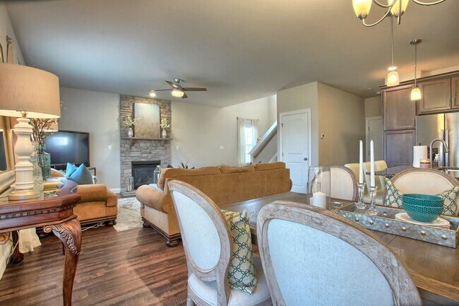 Foto del edificio - 3/BR luxury carriage home for rent