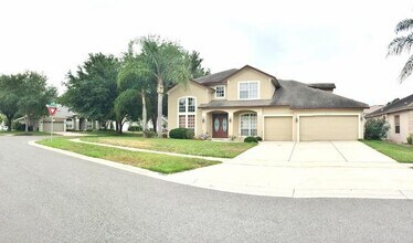Building Photo - 8055 Glitter Ct