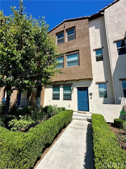 Foto principal - 9804 Jersey Ave