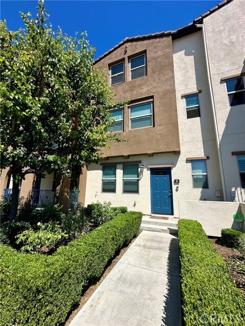 Building Photo - 9804 Jersey Ave