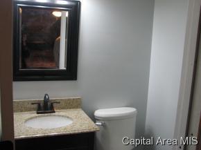 Foto del edificio - Beautiful 3 bedroom 1.5 bathroom home 1300.00