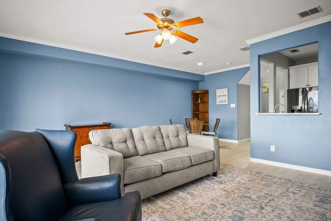 Building Photo - 15406 Gun Cay Ct