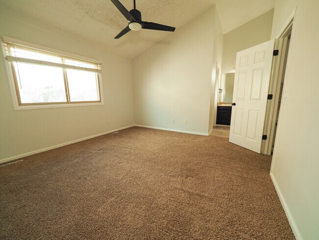 Foto del edificio - 4193 S Fraser Way