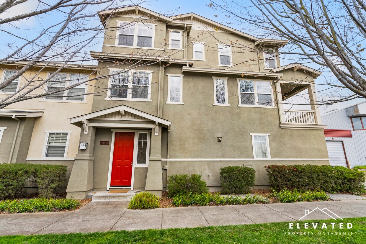 Primary Photo - 7002 Santero Way