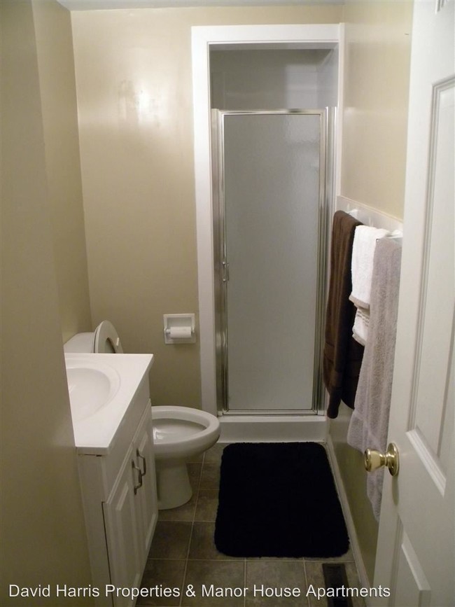Building Photo - 2 br, 2 bath Room For Rent - 469 N 100 E