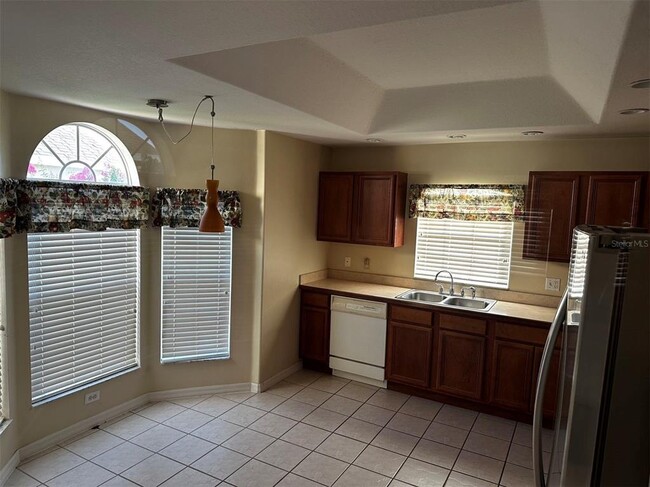 Building Photo - 2822 Lazlo Ln