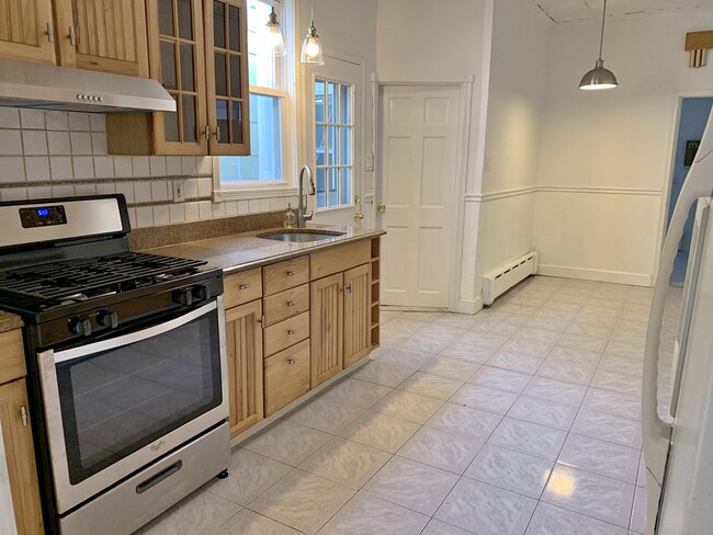Building Photo - 159 19th St