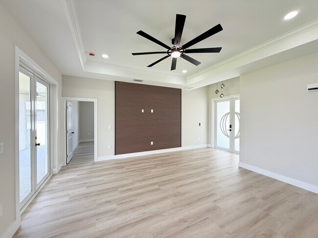 Foto del edificio - 3208 7th St W