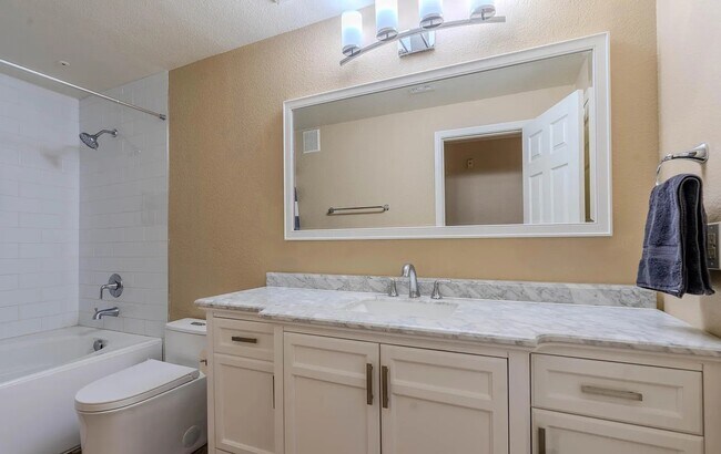 Foto del edificio - Luxury 1-Bedroom with Premium Features