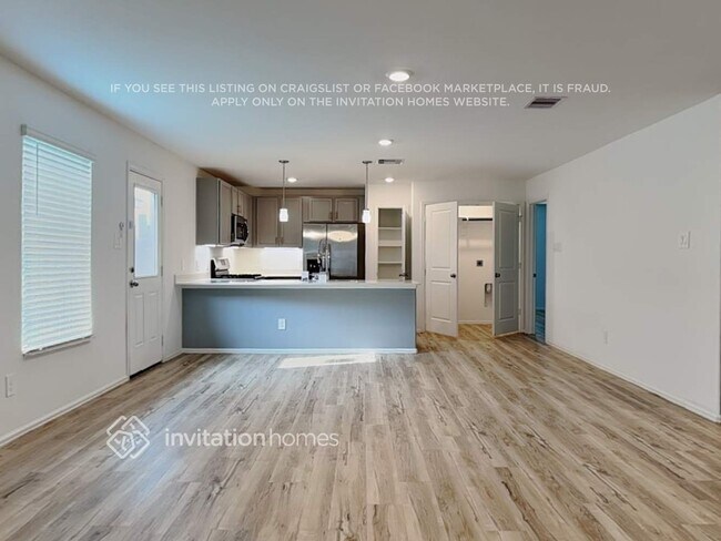 Building Photo - 18827 Charter Elm Dr