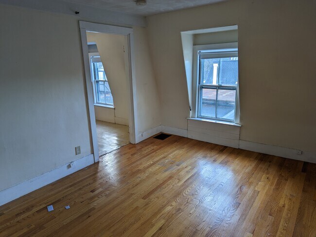 Foto del edificio - 219 Washington St