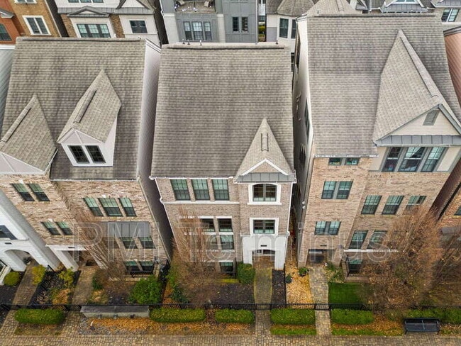 Foto del edificio - 609 Broadview Terrace NE